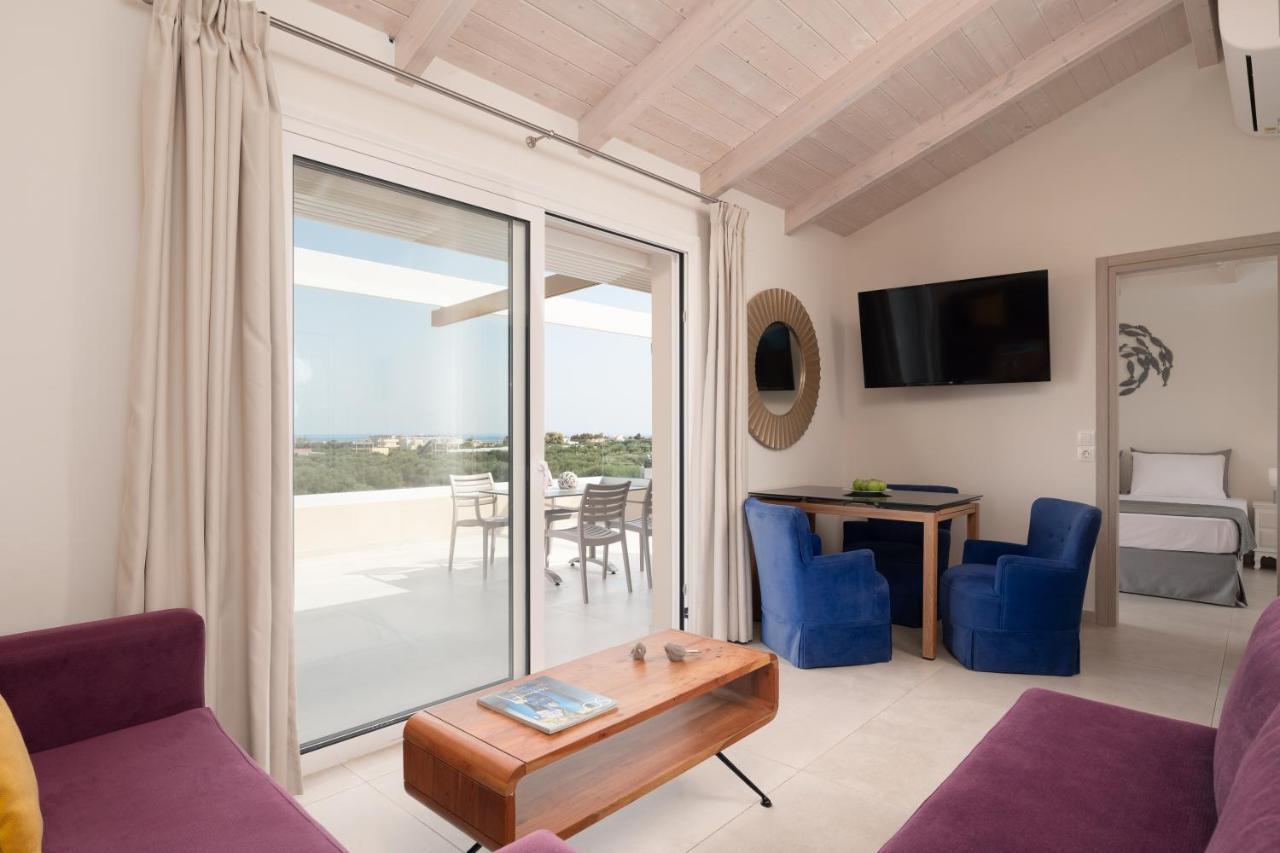 Alba Bianca Villa, Family Retreat With Heated Pool By Thinkvilla Hersonissos  Zewnętrze zdjęcie