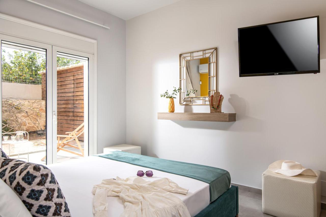 Alba Bianca Villa, Family Retreat With Heated Pool By Thinkvilla Hersonissos  Zewnętrze zdjęcie